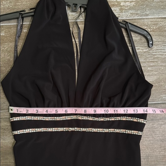 Betsy & Adam Black Sleeveless Halter Gown - Picture 8 of 9